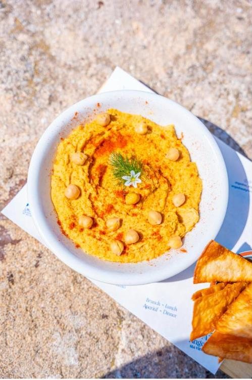Hummus artigianale con paprika e ceci
